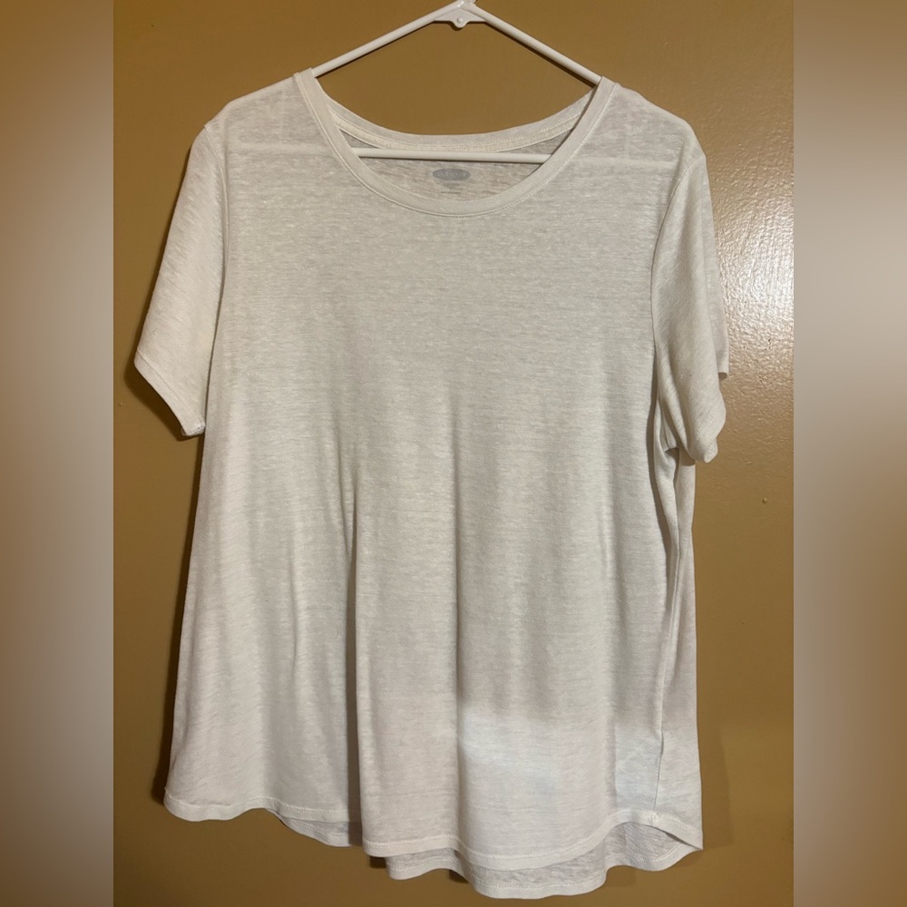 Old Navy White Short Sleeve Tee